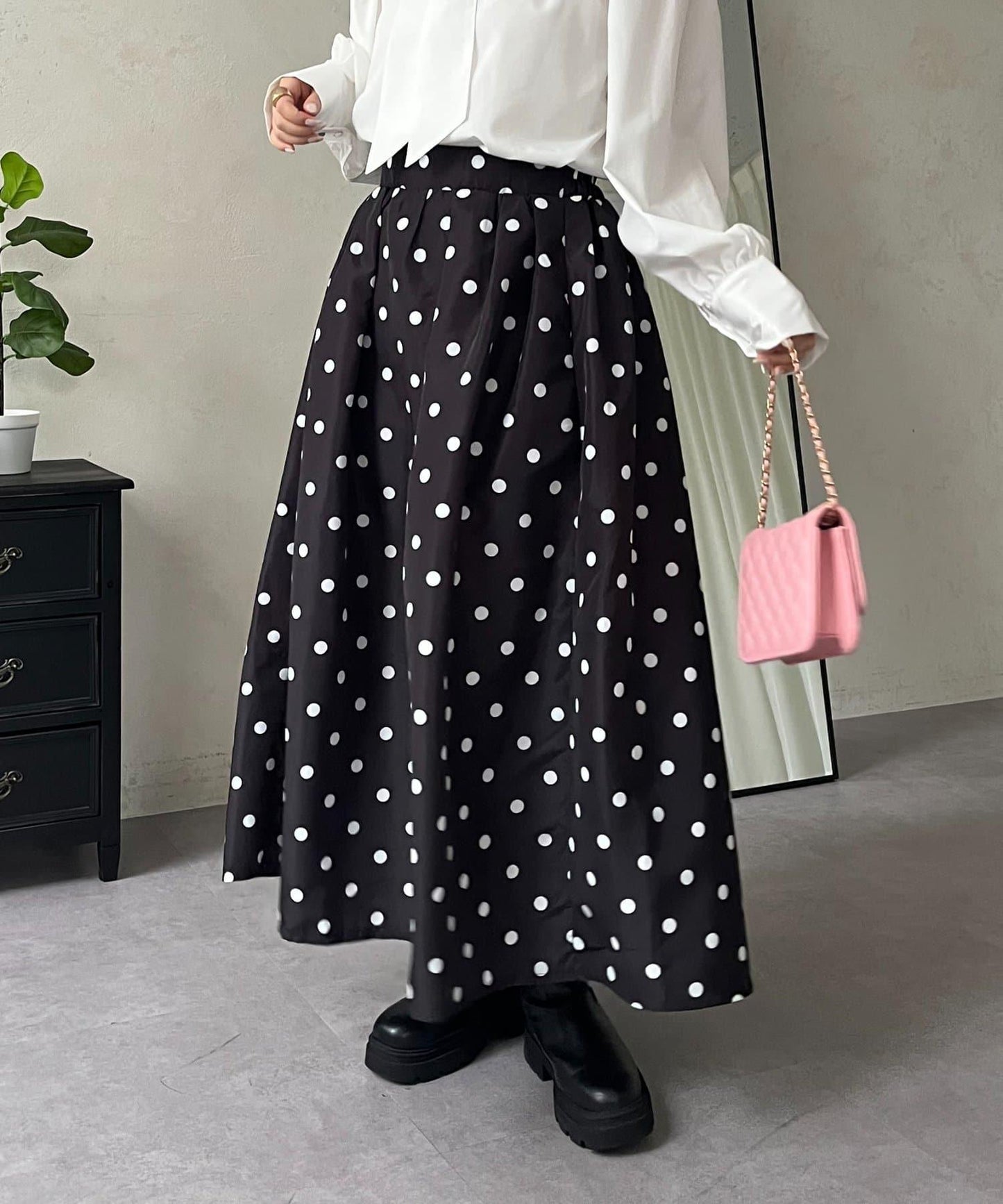 圓點格紋蓬鬆塔夫綢傘形半身裙
