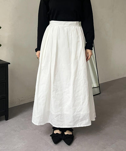 蓬鬆塔夫綢傘擺半身裙