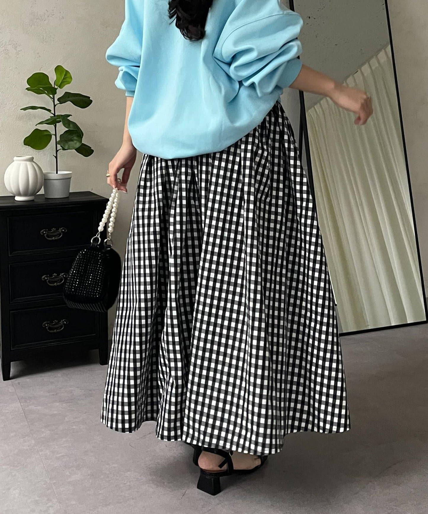 圓點格紋蓬鬆塔夫綢傘形半身裙