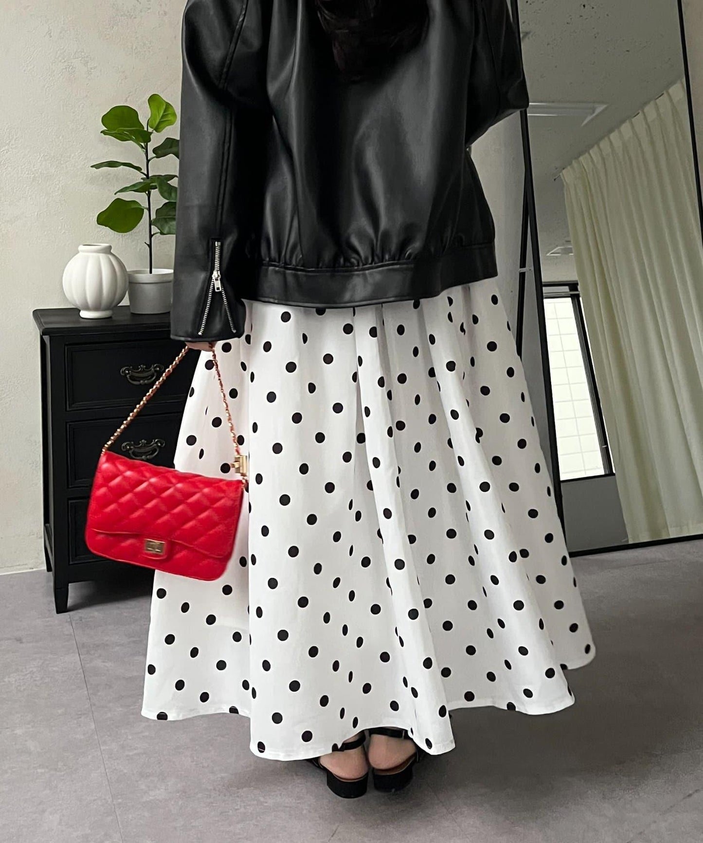 圓點格紋蓬鬆塔夫綢傘形半身裙