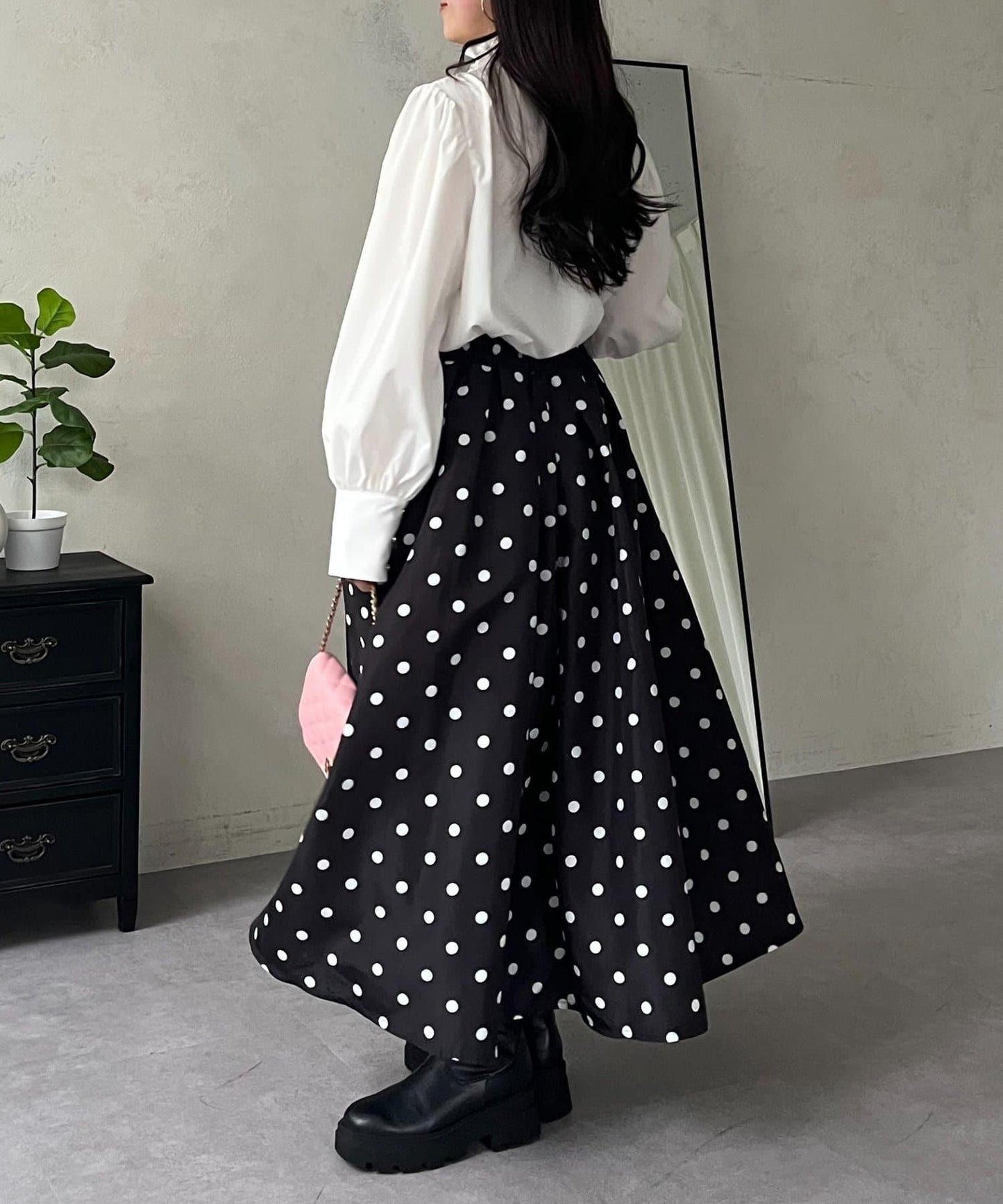 圓點格紋蓬鬆塔夫綢傘形半身裙