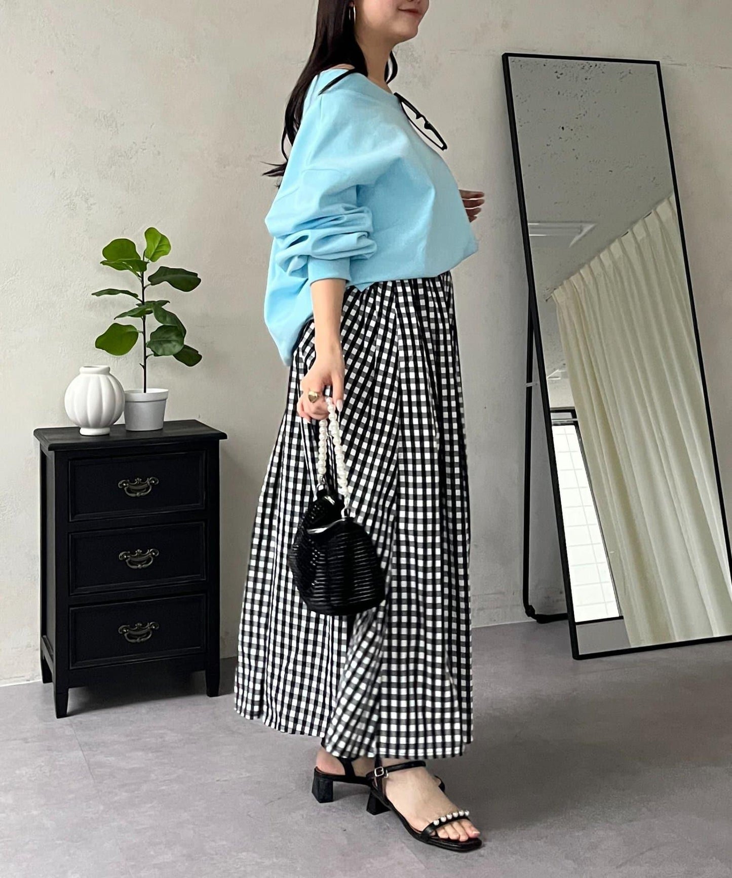 圓點格紋蓬鬆塔夫綢傘形半身裙