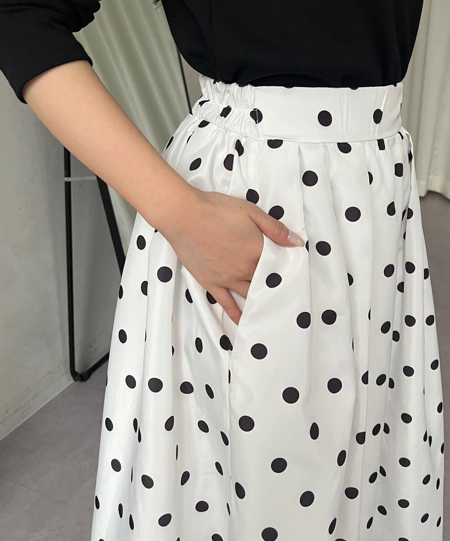 圓點格紋蓬鬆塔夫綢傘形半身裙