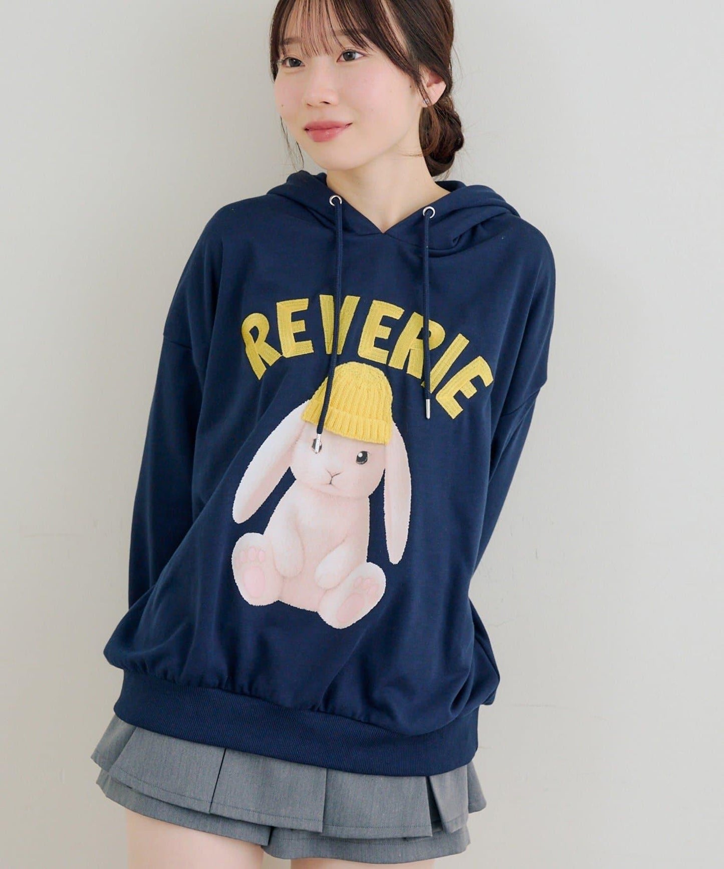 RMAF 戴針織帽兔子圖案連帽衛衣