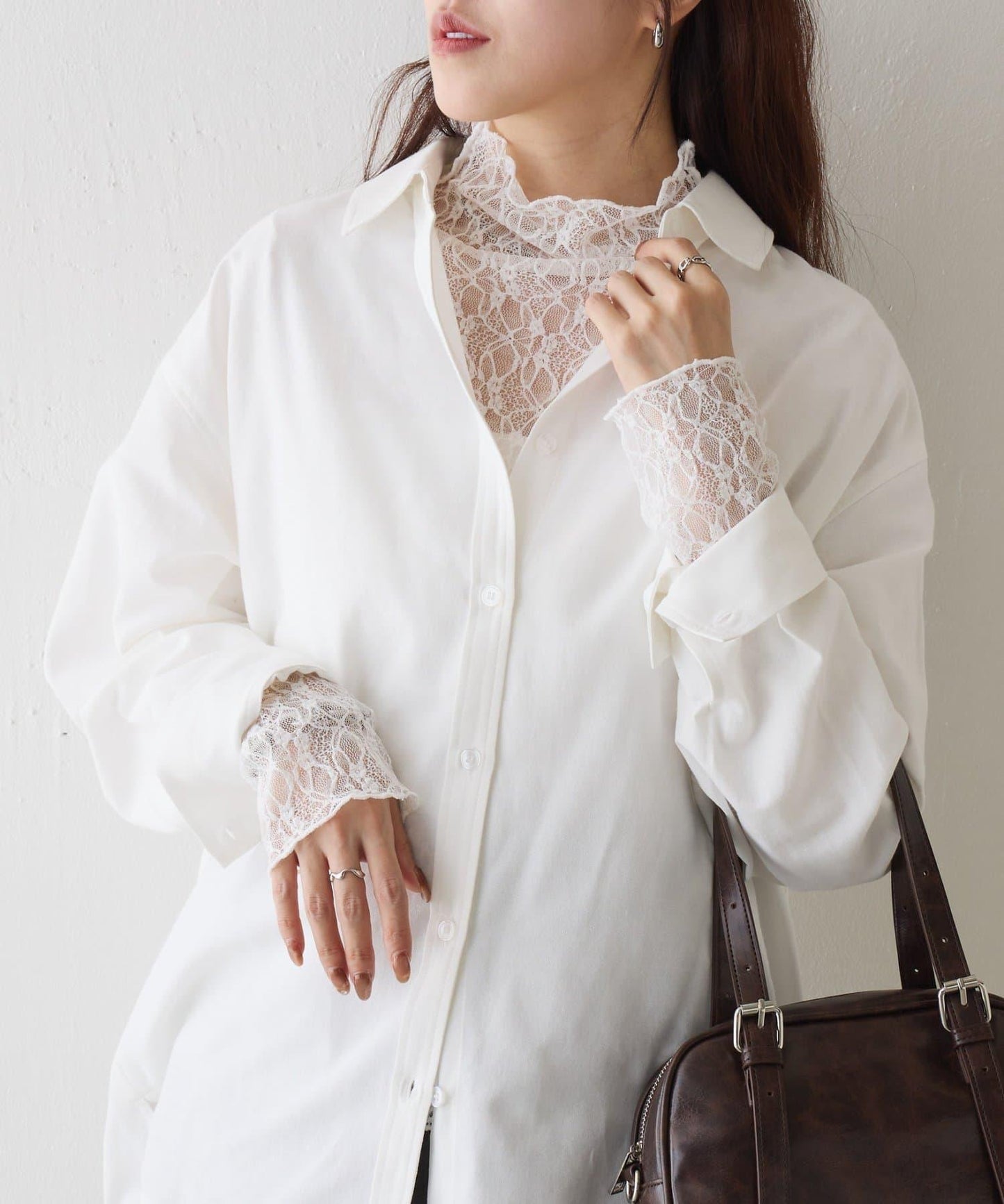 彈力蕾絲立領套頭上衣