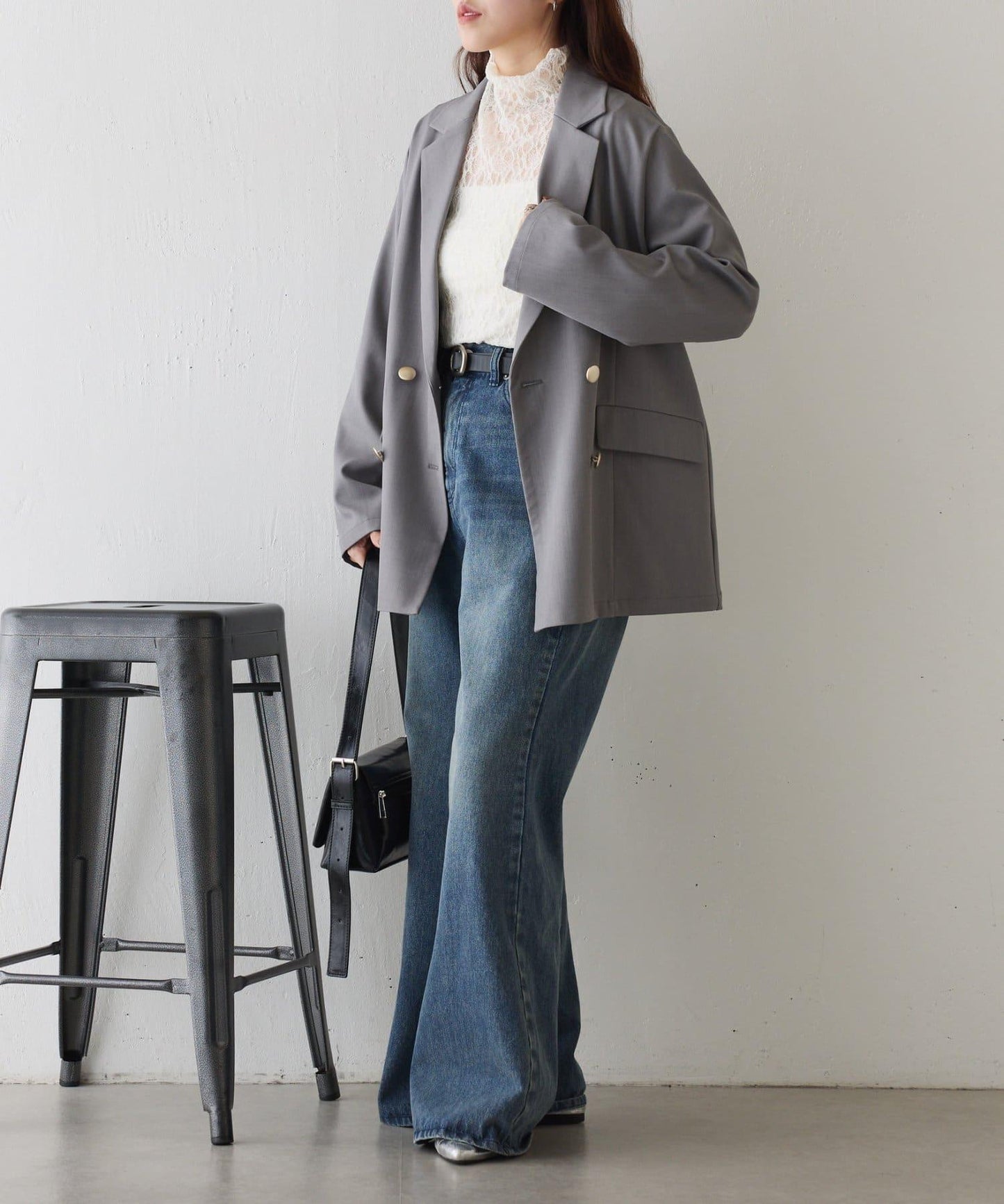 彈力蕾絲立領套頭上衣