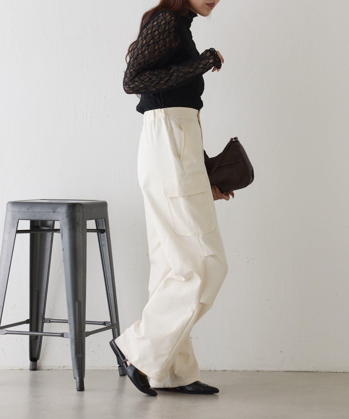 彈力蕾絲立領套頭上衣