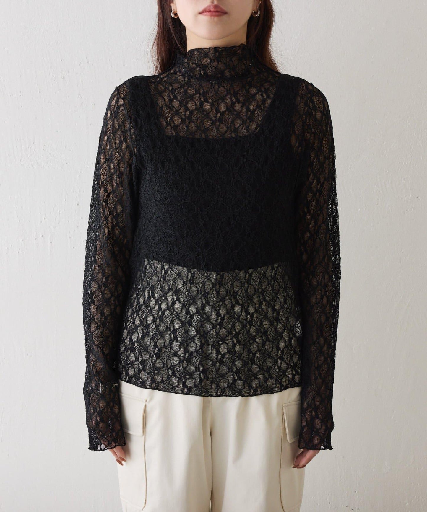 彈力蕾絲立領套頭上衣