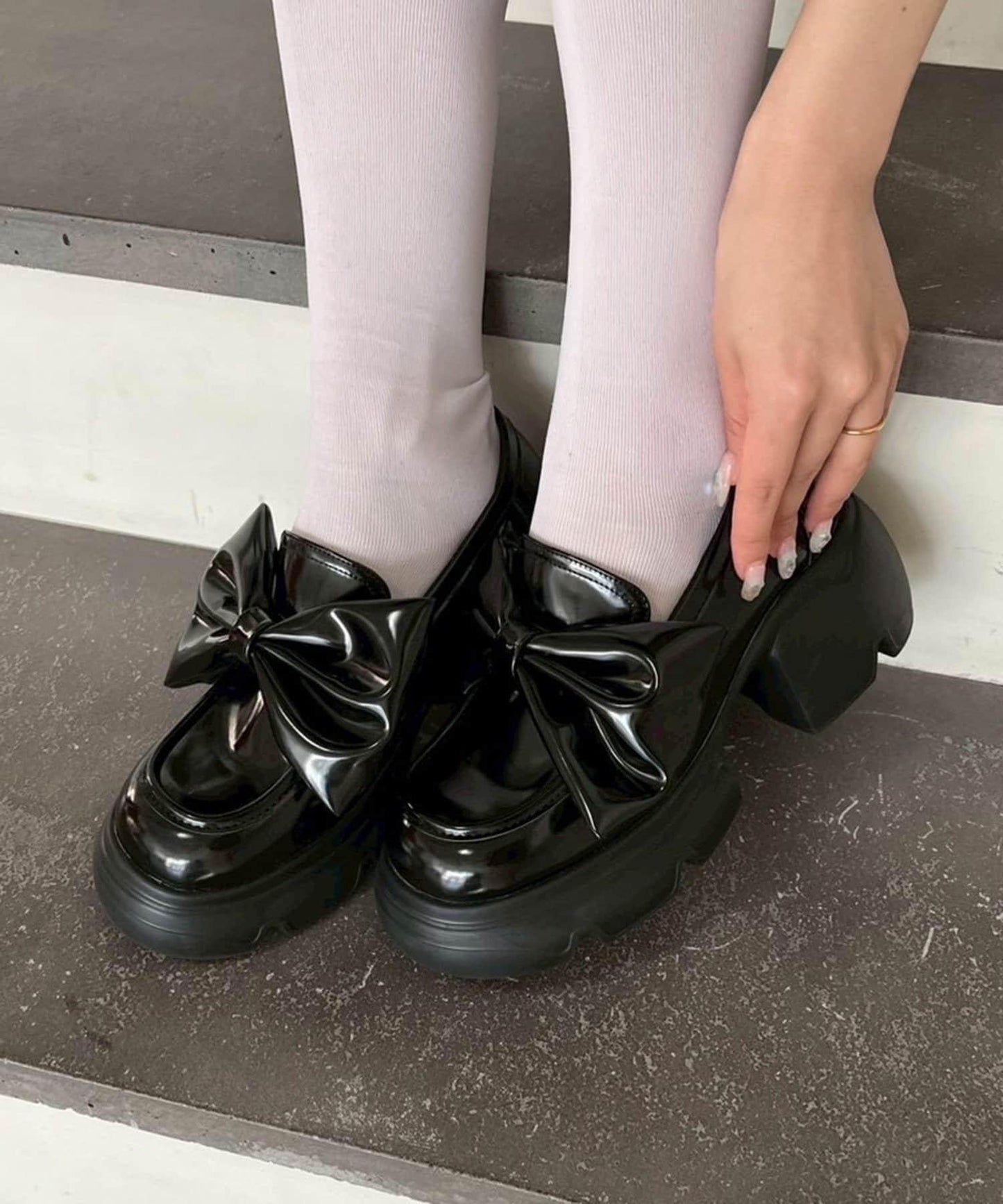 one after another 大蝴蝶結設計 樂福鞋