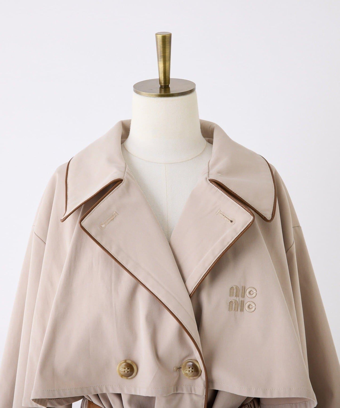 one after another 原創Logo配色風衣