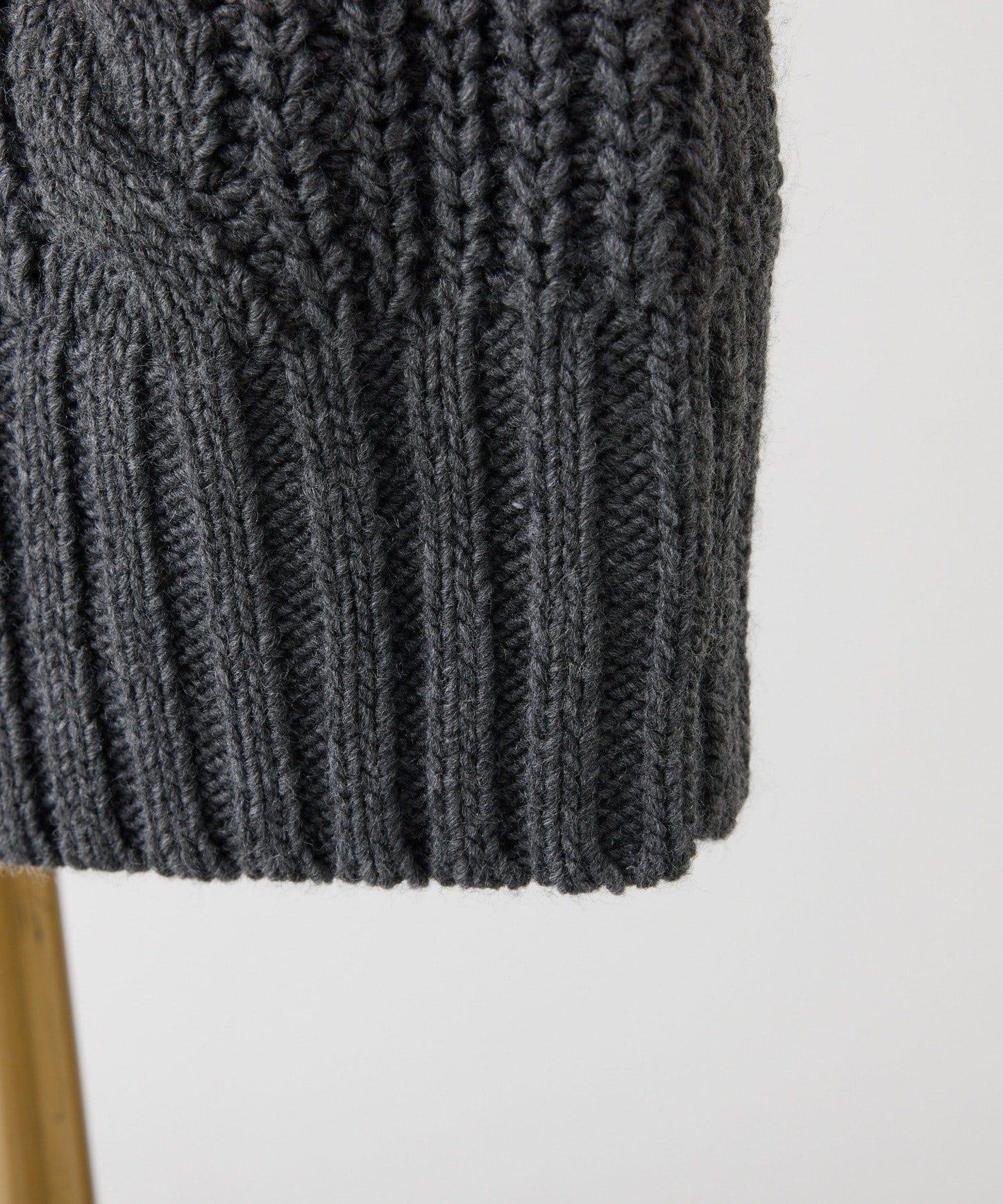 one after another 麻花針織長款上衣