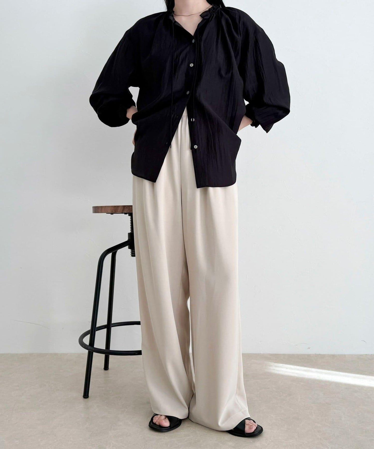 閃亮薄紗褶皺襯衫