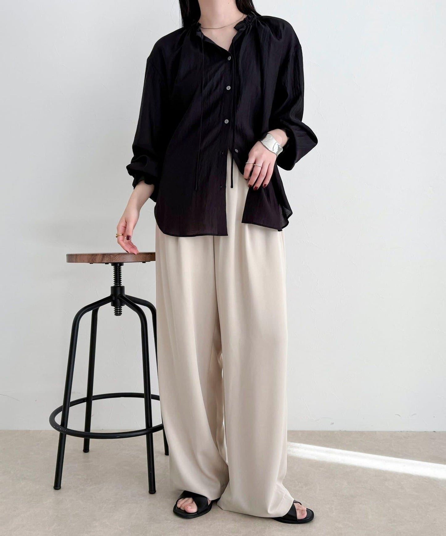 閃亮薄紗褶皺襯衫