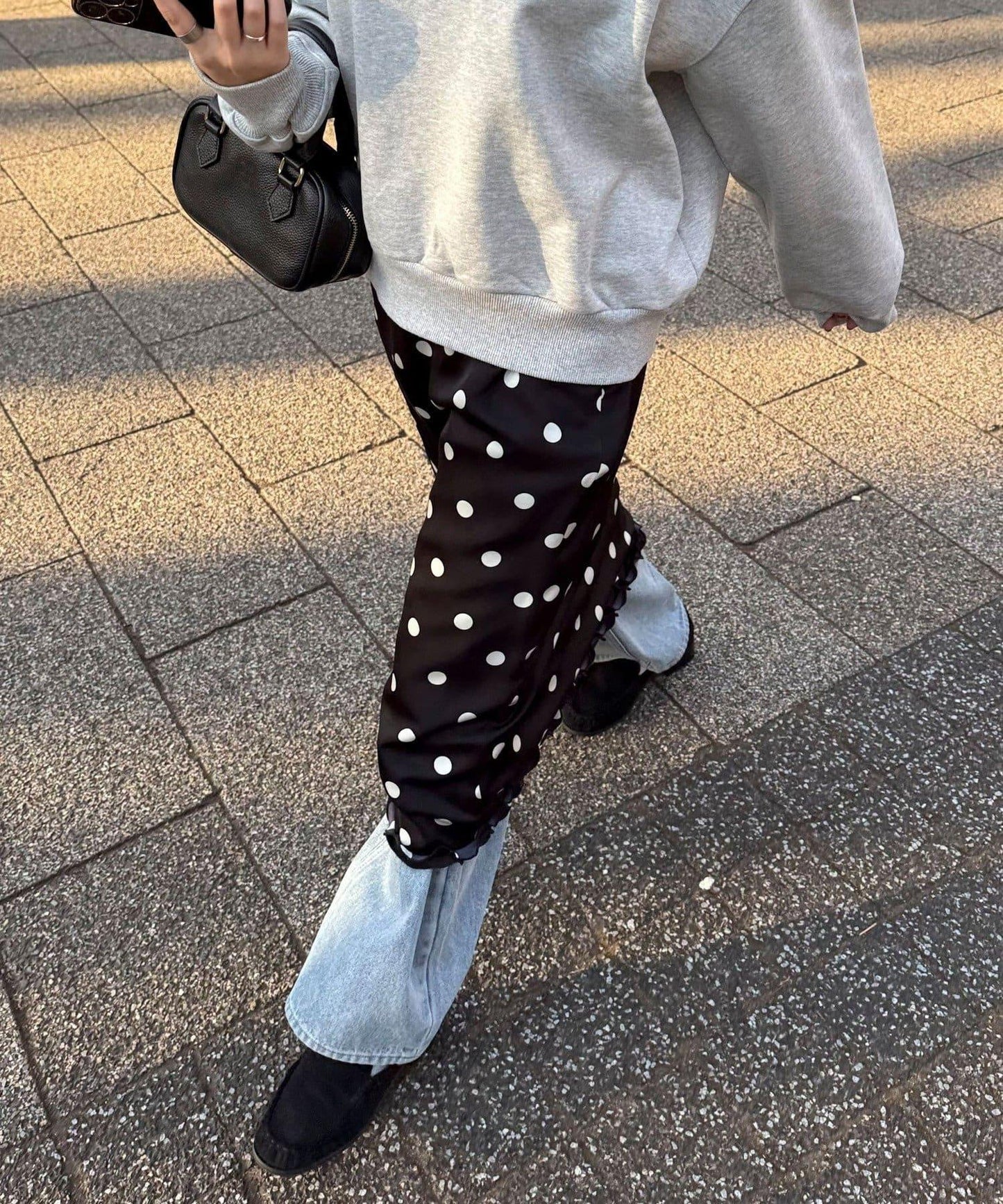 緞面波點中長半身裙