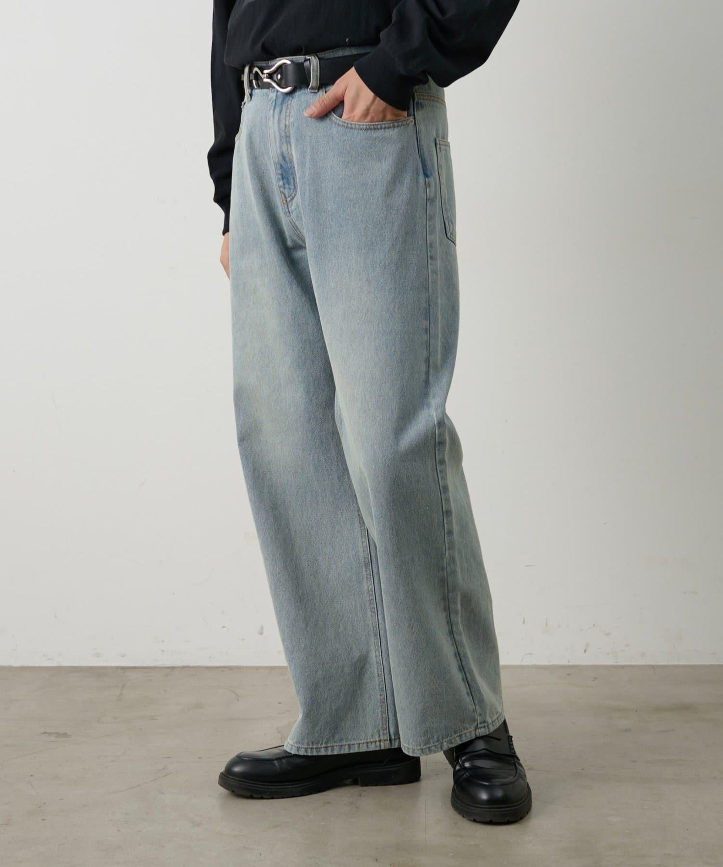 復古風寬鬆直筒牛仔褲