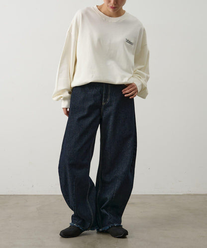 單點刺繡 圓領 衛衣