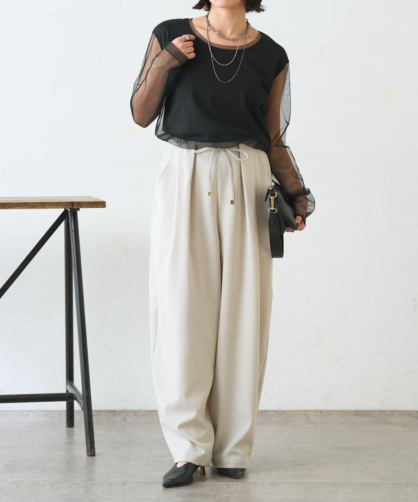 網紗拼接針織打底上衣