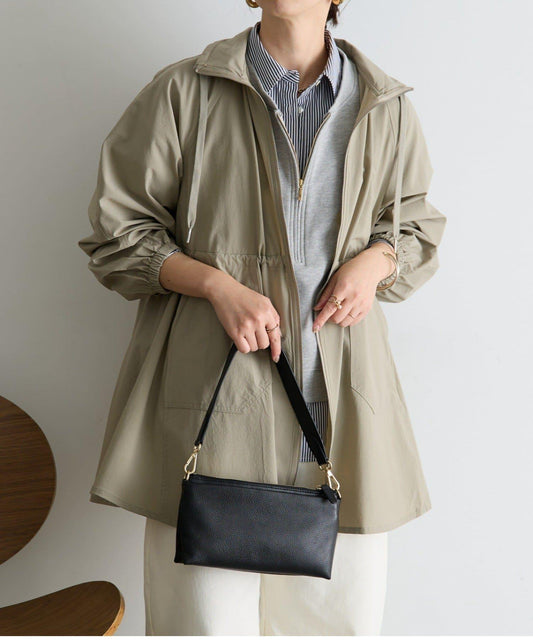 可拆卸帽 腰部收褶設計 夾克