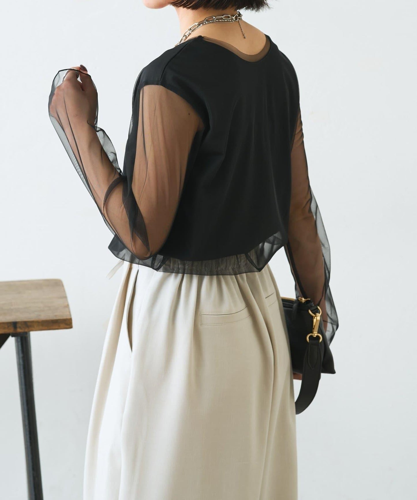 網紗拼接針織打底上衣