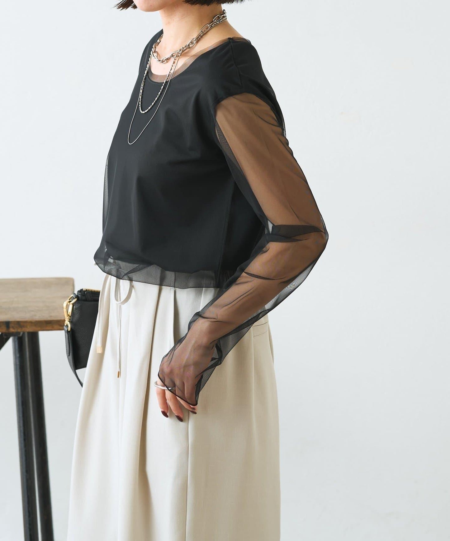 網紗拼接針織打底上衣