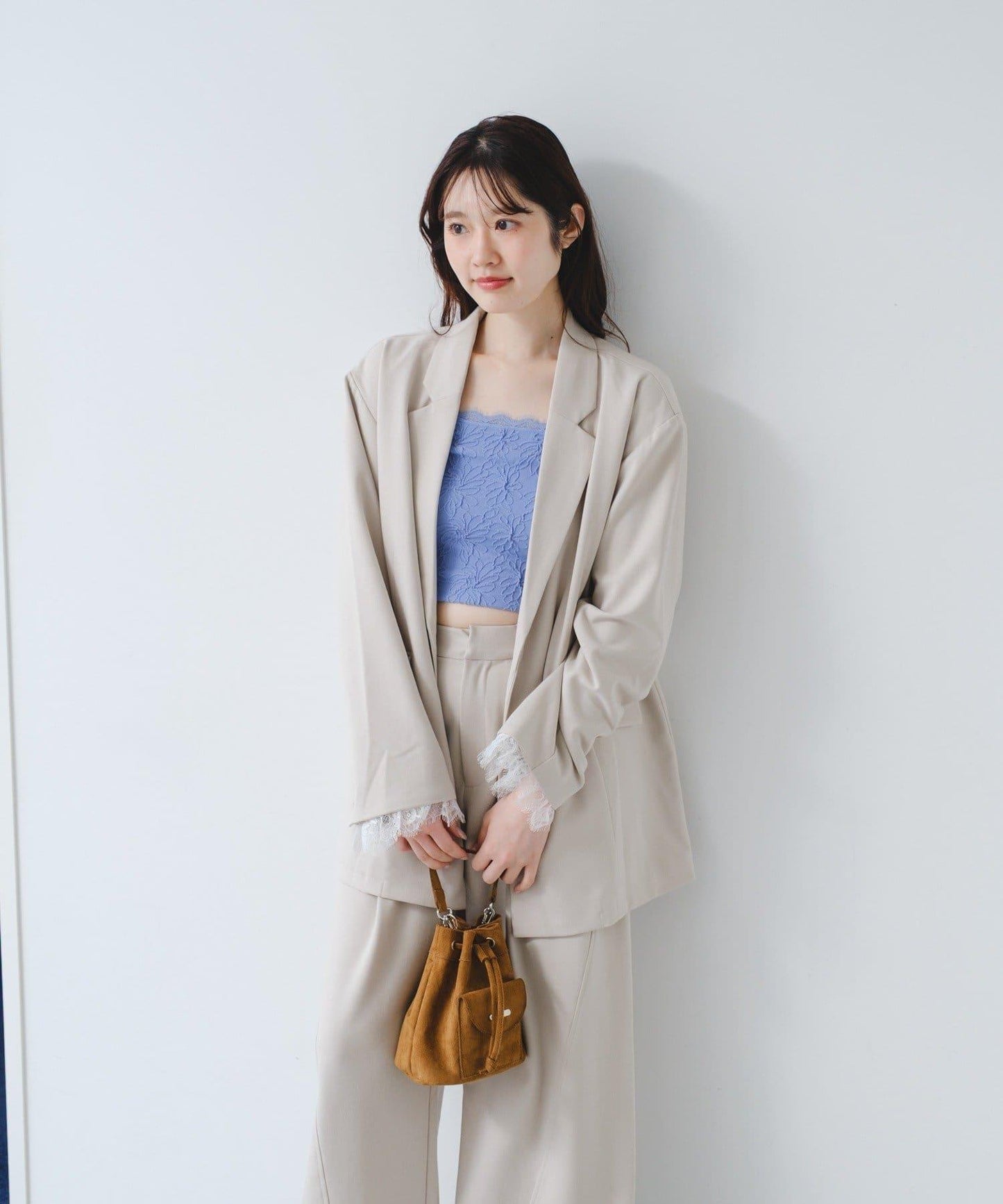 可拆卸蕾絲多方式設計夾克