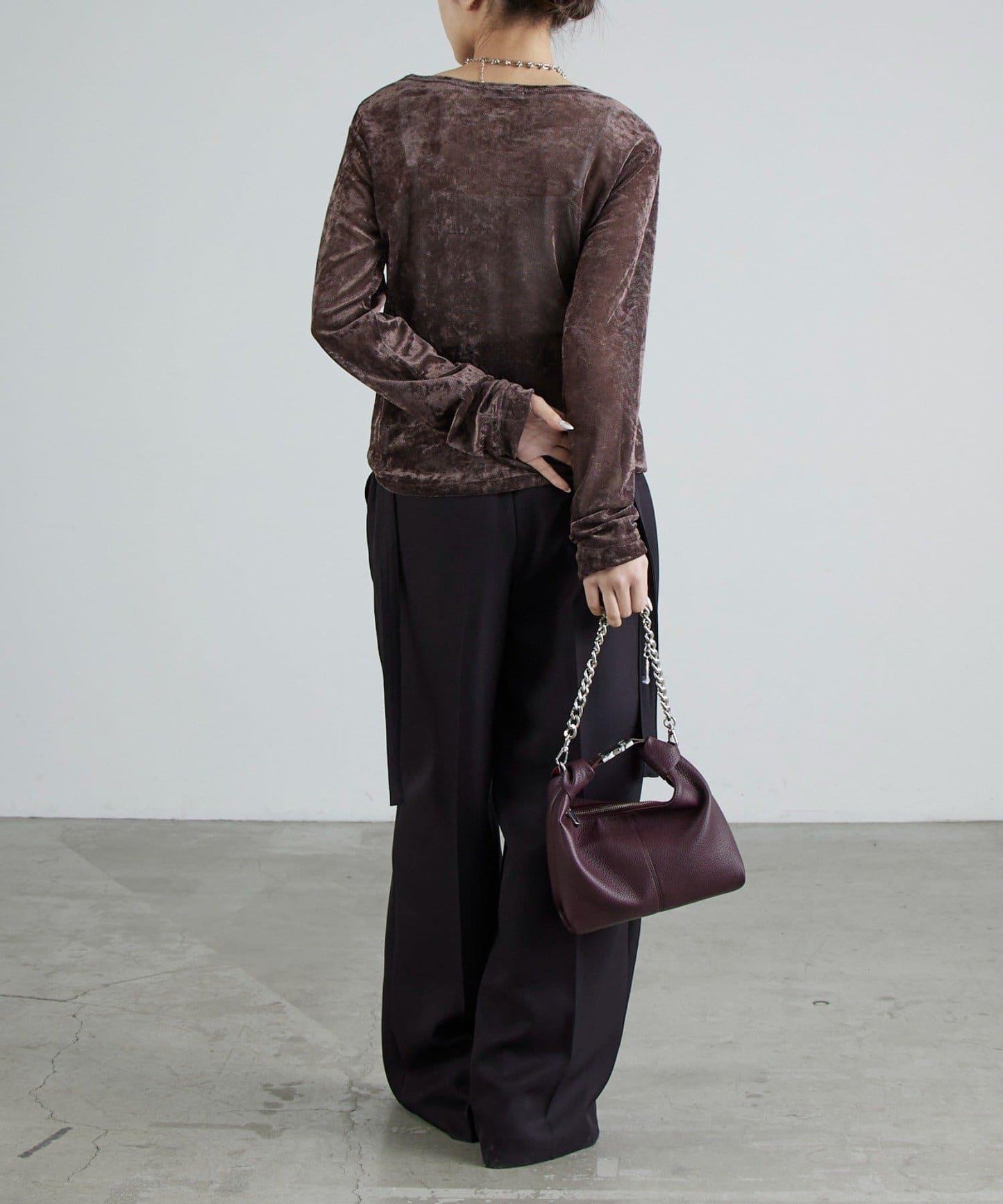 前抽褶天鵝絨套頭上衣