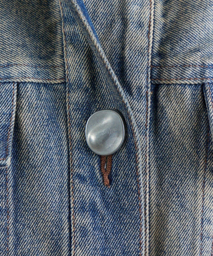 收腰設計牛仔夾克