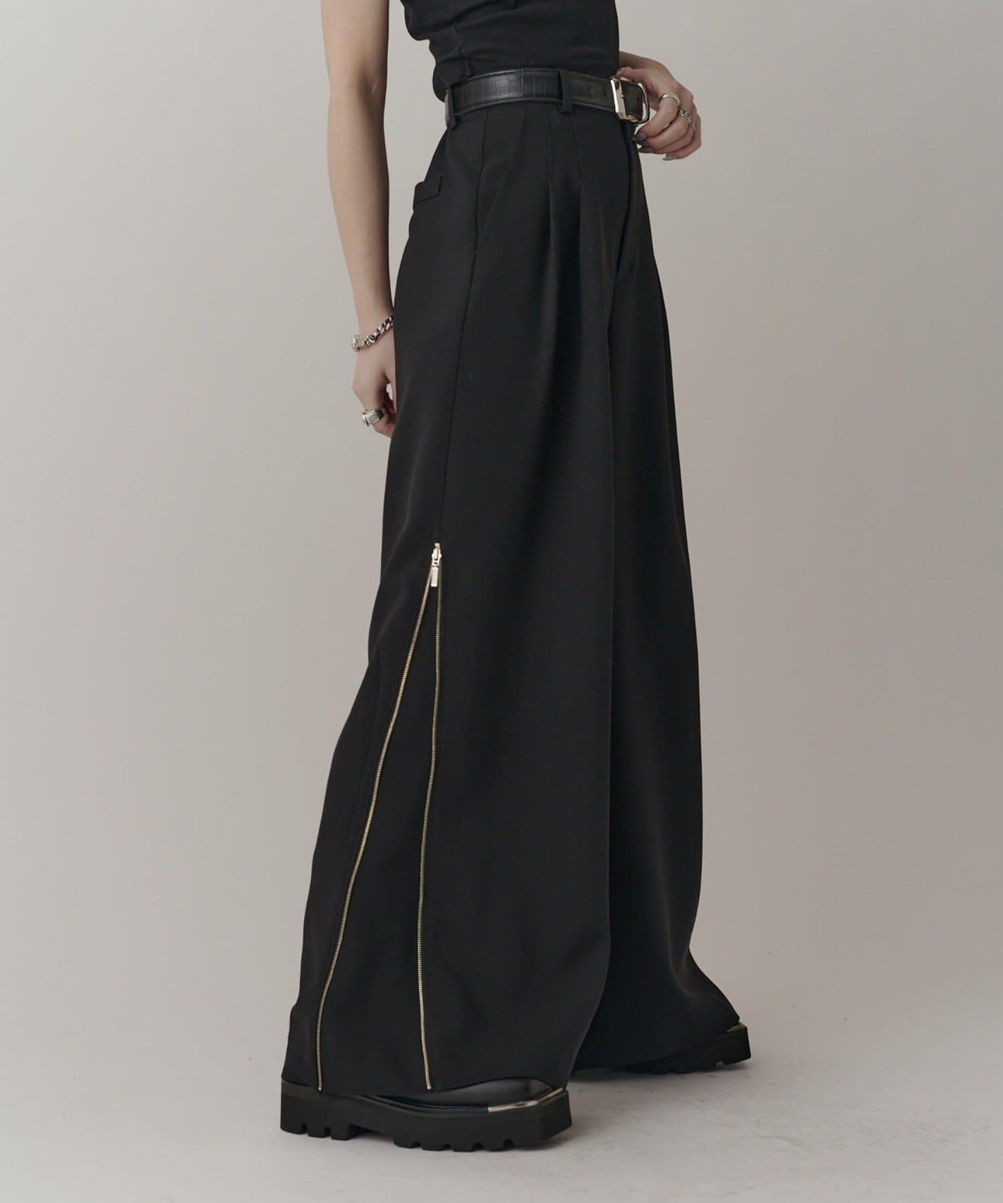 側邊拉鍊 闊腿喇叭 褲子