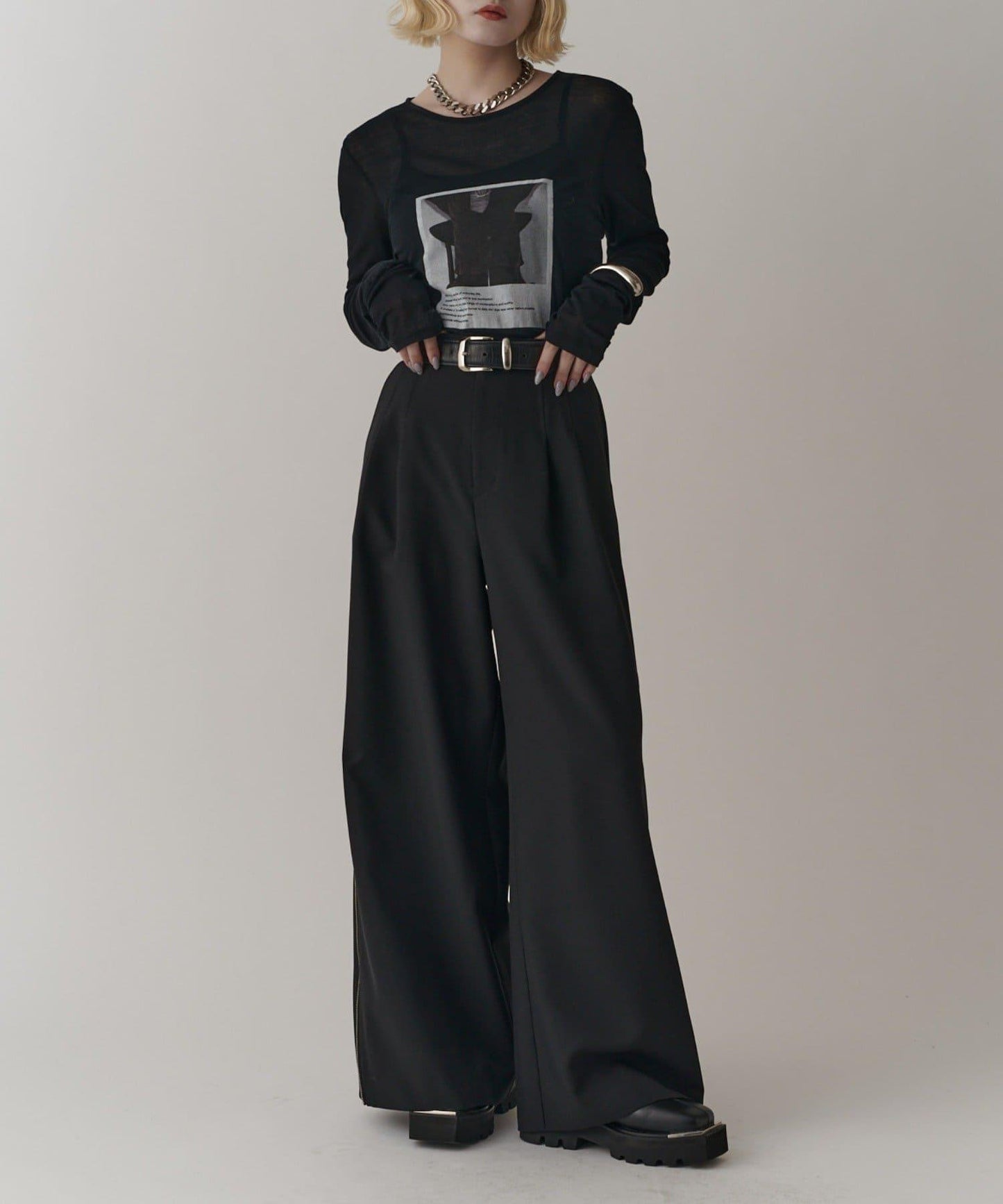 側邊拉鍊 闊腿喇叭 褲子