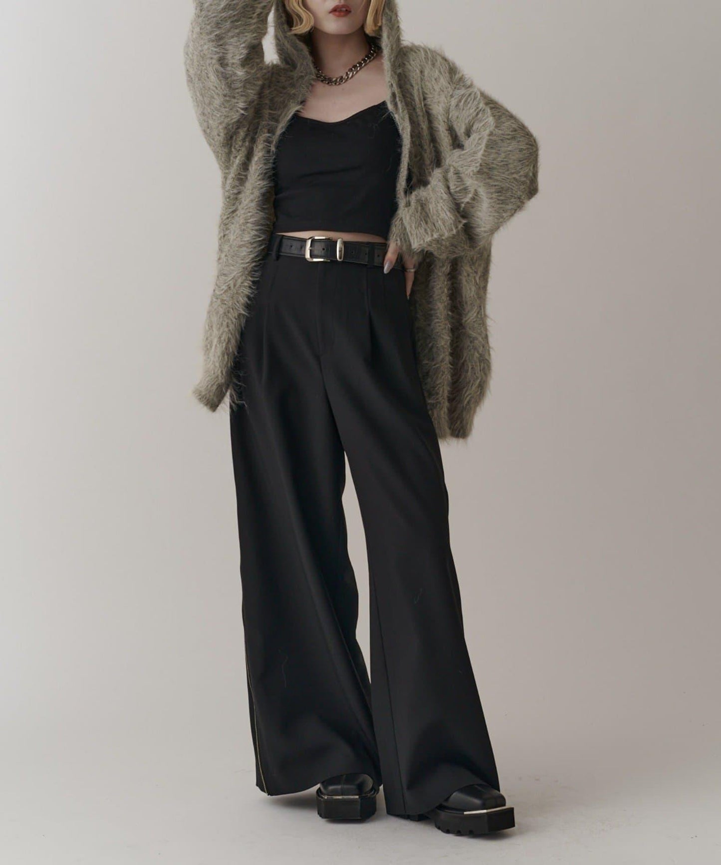 側邊拉鍊 闊腿喇叭 褲子