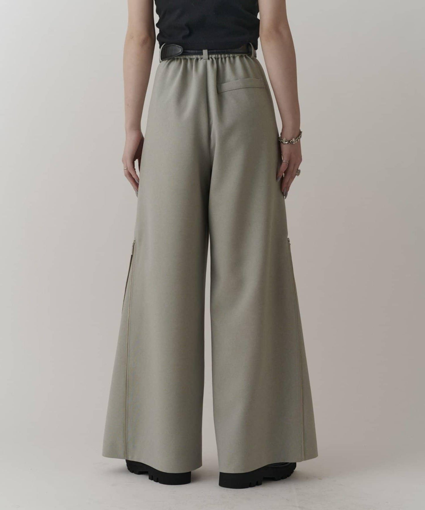 側邊拉鍊 闊腿喇叭 褲子