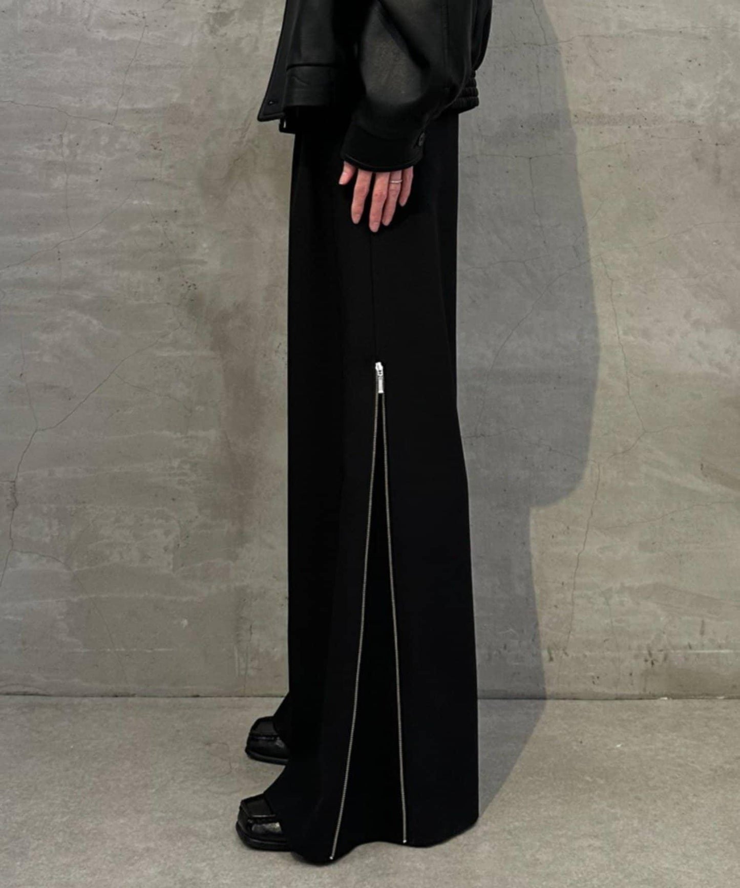 側邊拉鍊 闊腿喇叭 褲子
