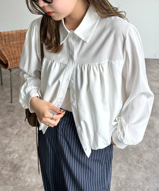 短款蓬鬆廓形襯衫