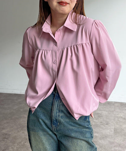 短款蓬鬆廓形襯衫