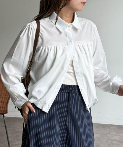 短款蓬鬆廓形襯衫