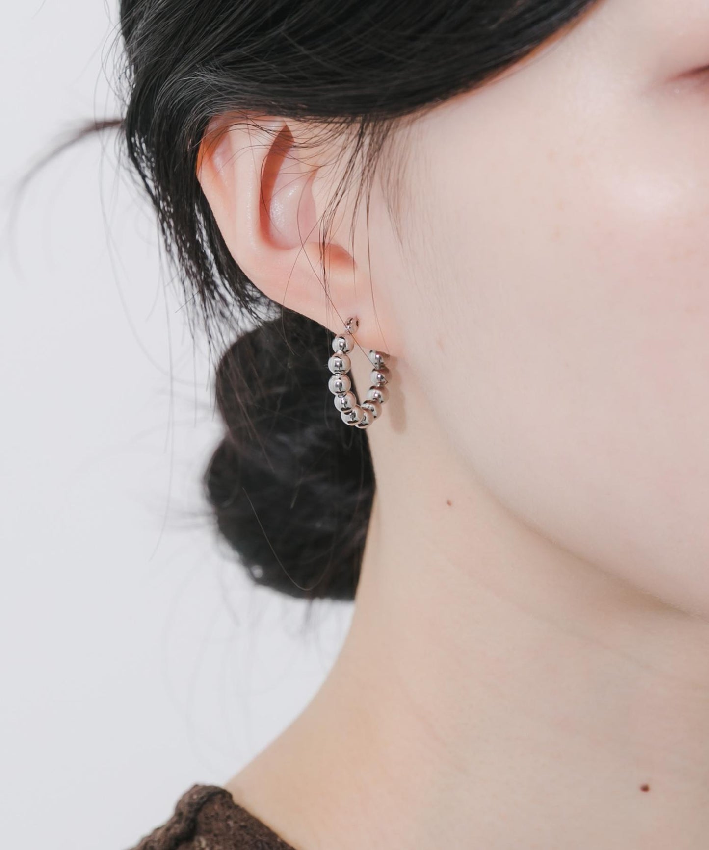 金屬圓珠圈式耳環