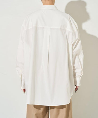 寬鬆版型 長袖有領 府綢襯衫