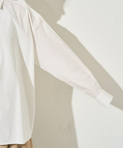 寬鬆版型 長袖有領 府綢襯衫
