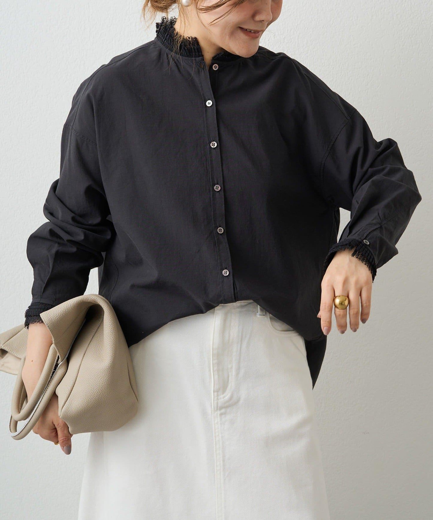 領口袖部褶皺蕾絲襯衫