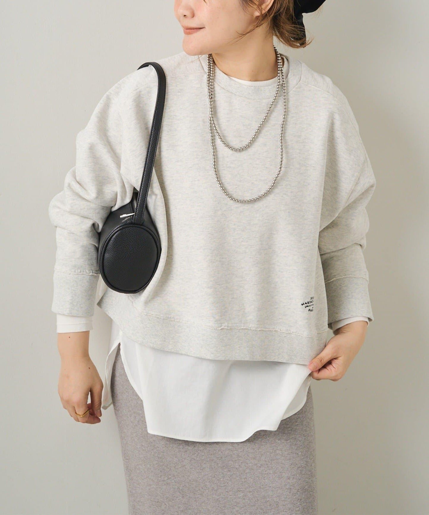 標誌刺繡短款衛衣