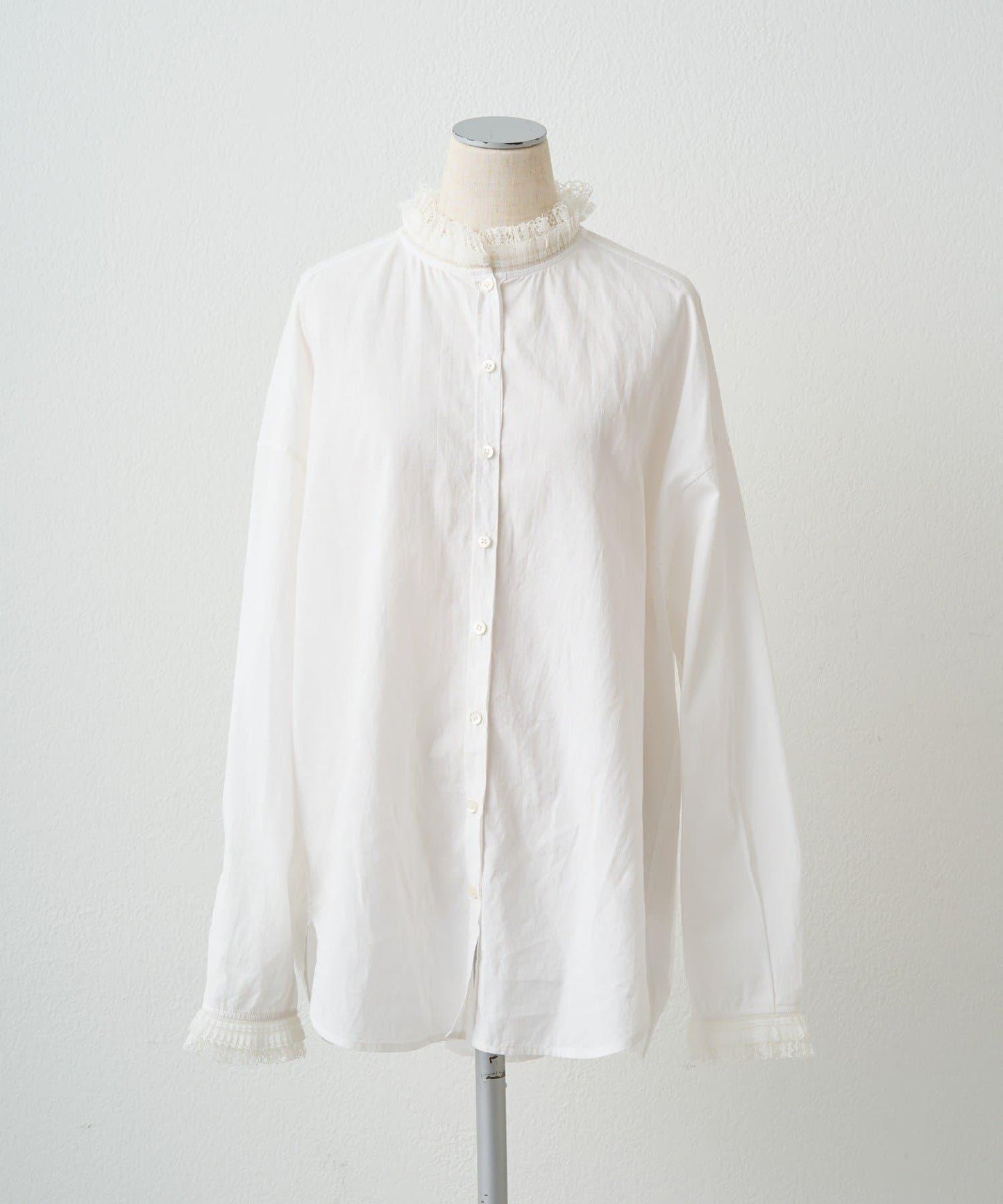 領口袖部褶皺蕾絲襯衫