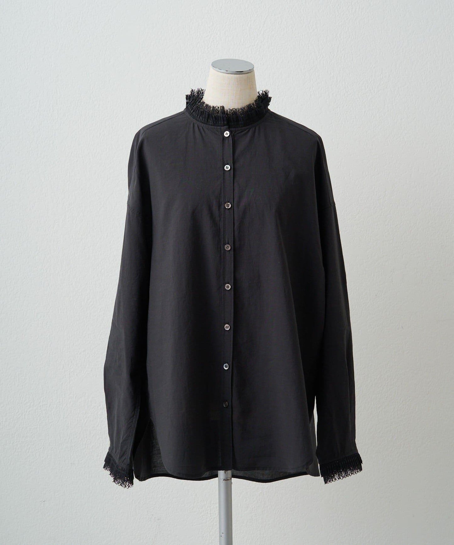 領口袖部褶皺蕾絲襯衫