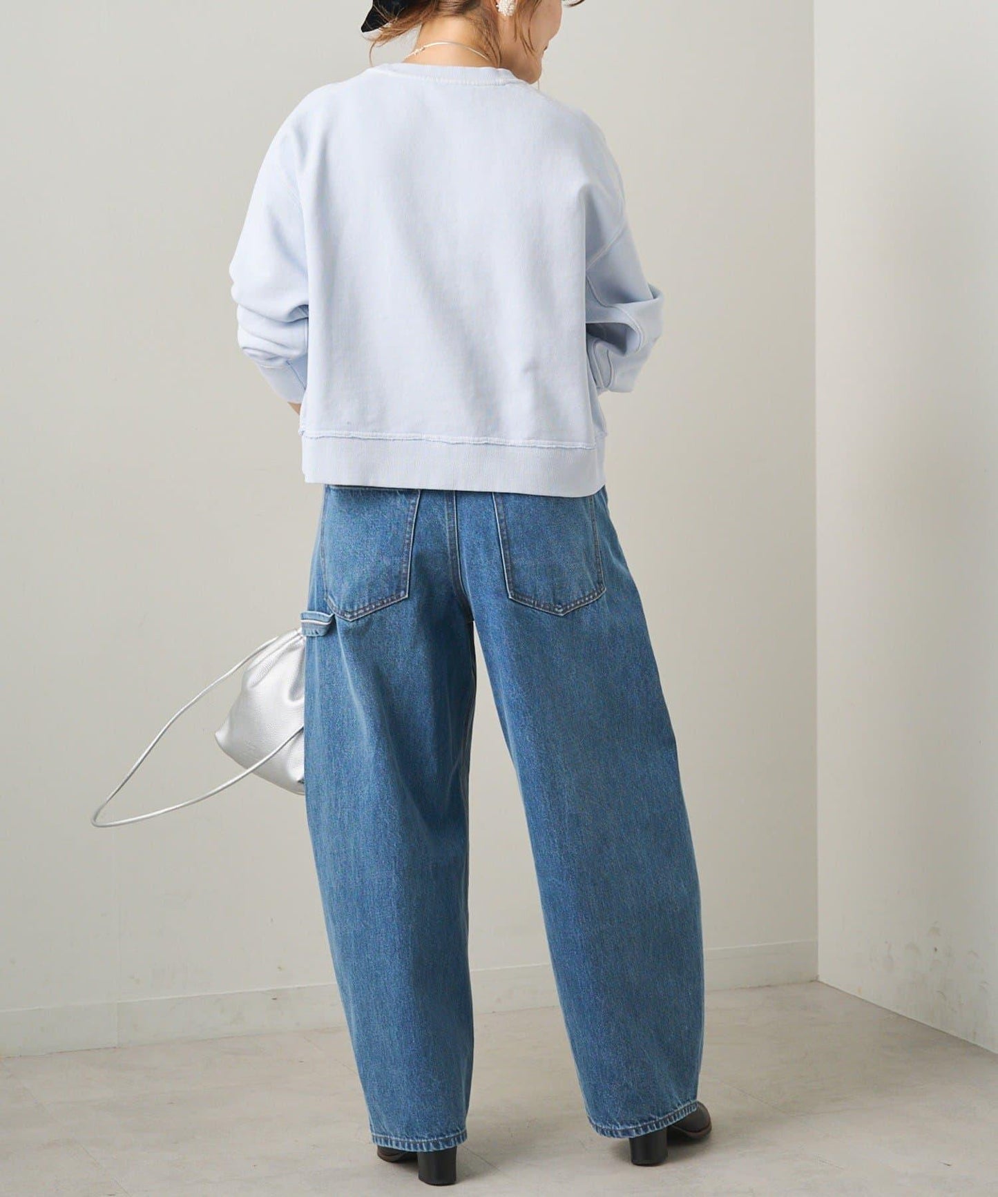 標誌刺繡短款衛衣