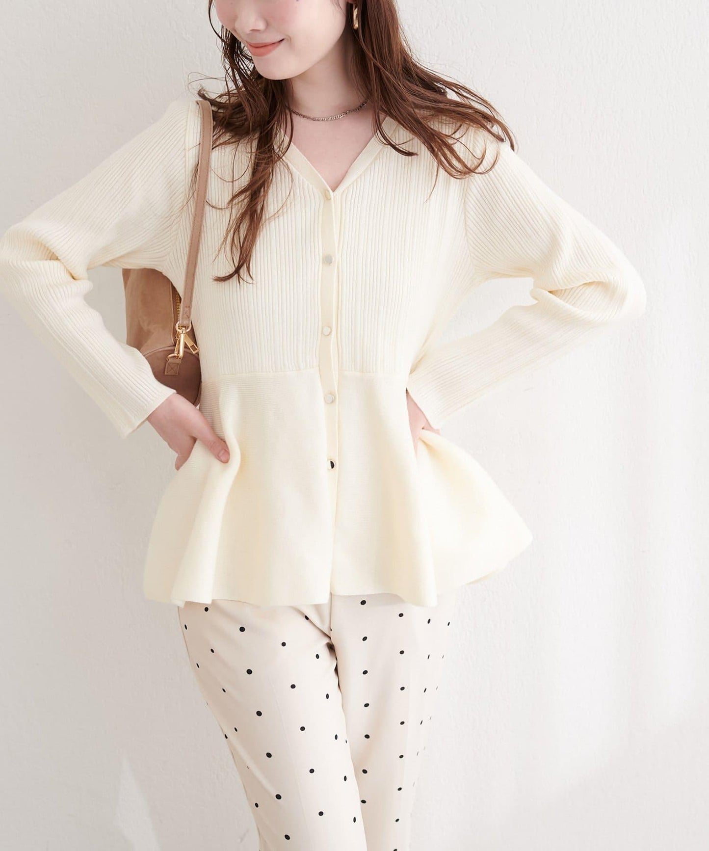 隨機羅紋 V 領 荷葉擺 針織開衫