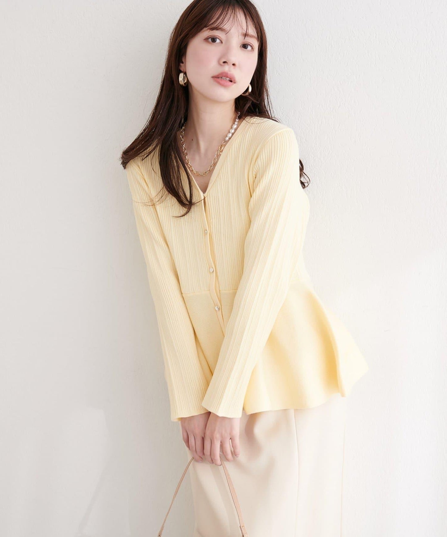 隨機羅紋 V 領 荷葉擺 針織開衫