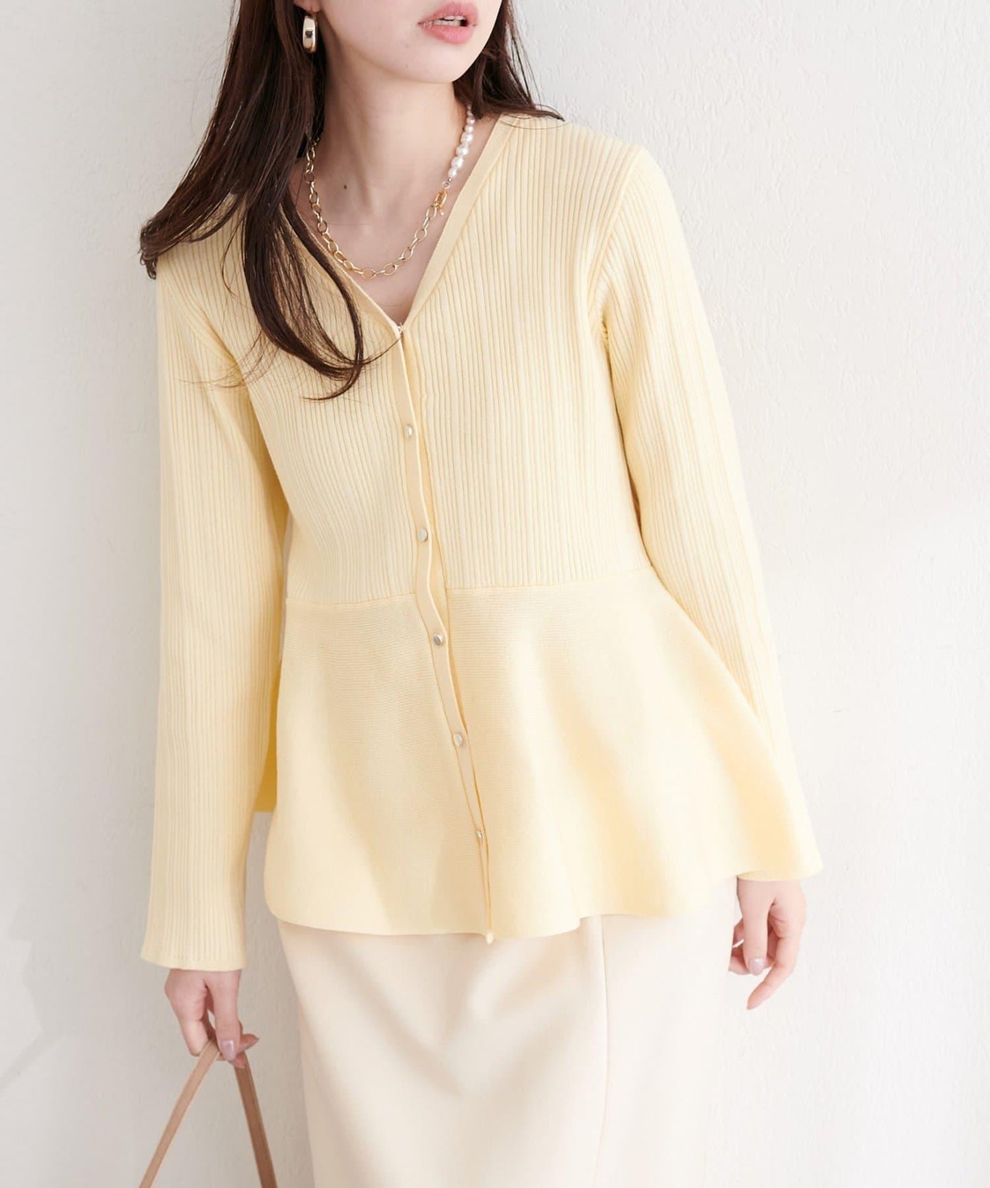 隨機羅紋 V 領 荷葉擺 針織開衫