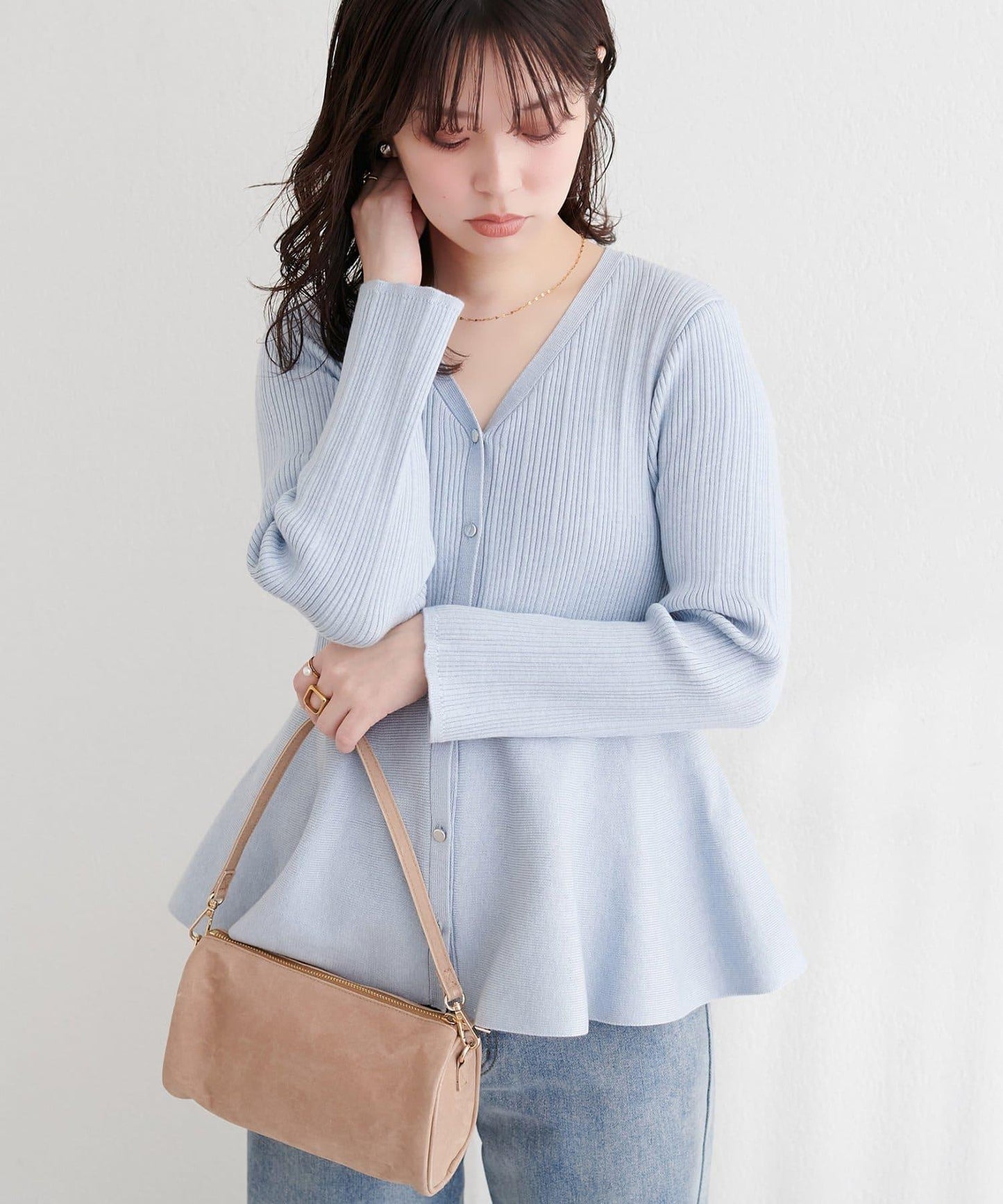 隨機羅紋 V 領 荷葉擺 針織開衫