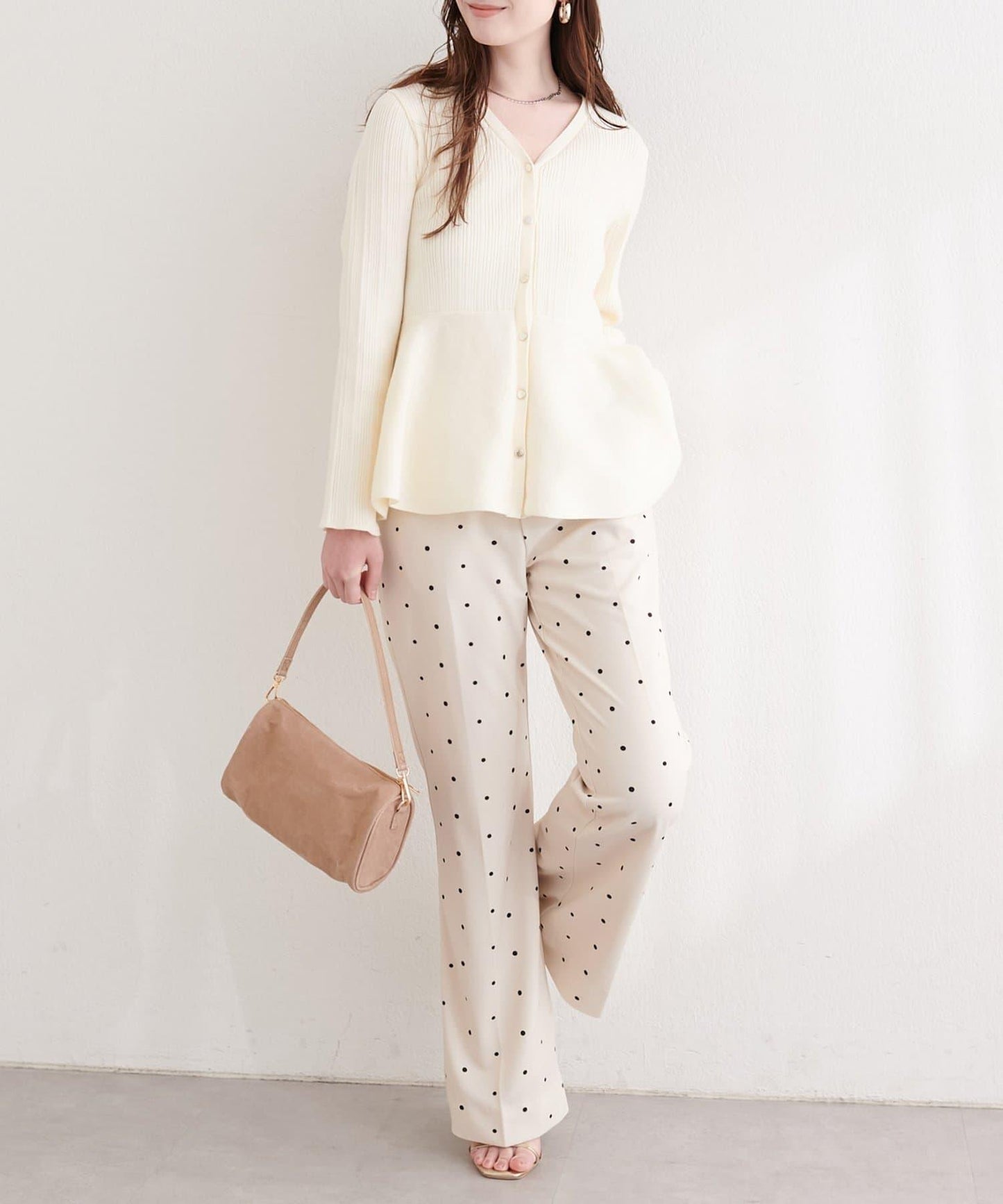 隨機羅紋 V 領 荷葉擺 針織開衫