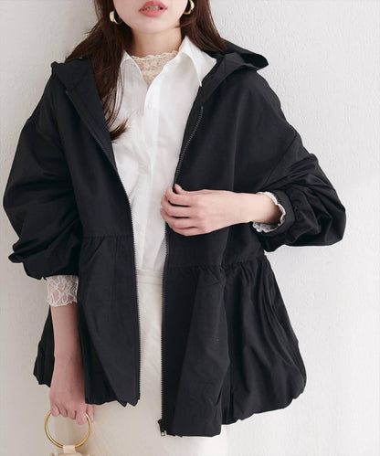 皺感尼龍泡泡廓形荷葉下襬連帽外套