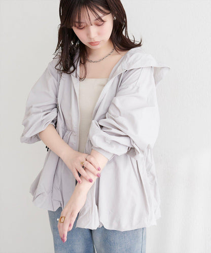 皺感尼龍泡泡廓形荷葉下襬連帽外套